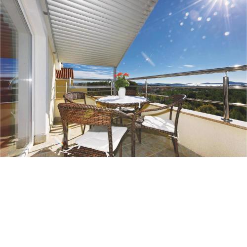 Amazing Apartment In Vodice With Wifi