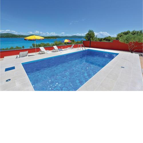 Amazing Home In Jezera With Wifi