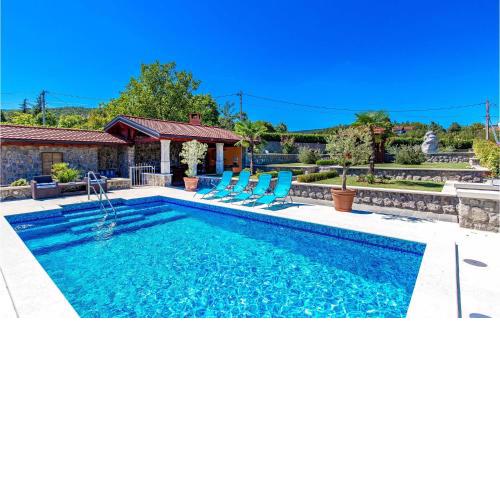 Amazing Home In Jurdani With Kitchen