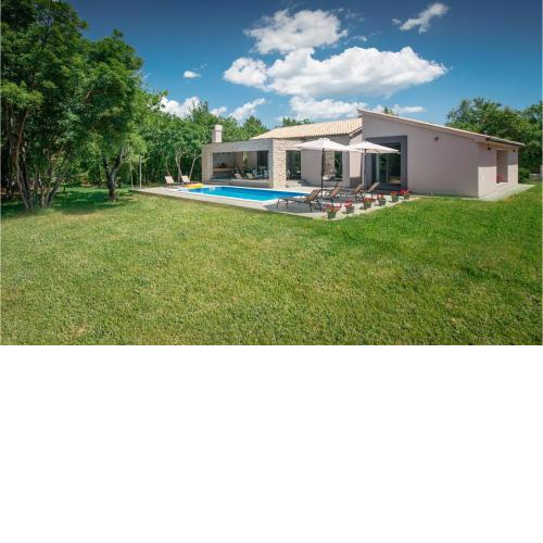 Amazing Home In Labin With Outdoor Swimming Pool
