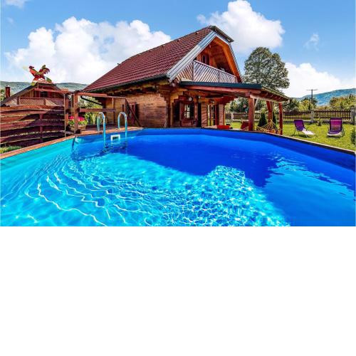 Amazing Home In Licko Lesce With Kitchen