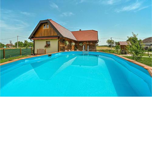 Amazing Home In Lonjica With Wifi