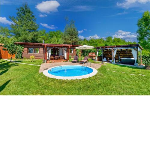 Amazing Home In Lopatinec With Jacuzzi