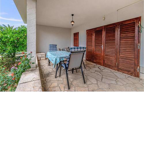 Amazing Home In Orebic With Wifi