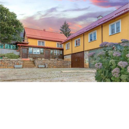 Amazing Home In Skare With Indoor Swimming Pool