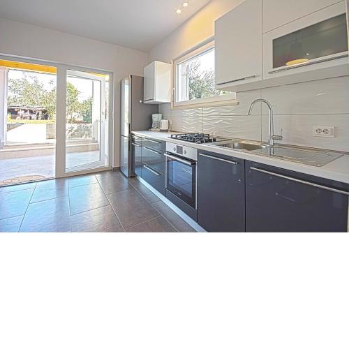 *Amazing modern apartment with 2 bedrooms*