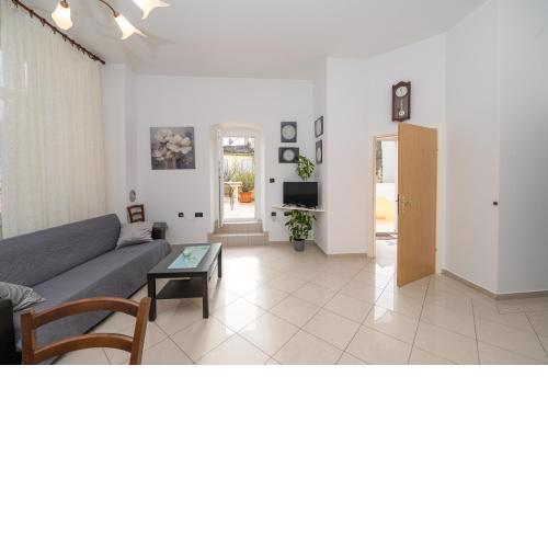 Aparment Kod Kule