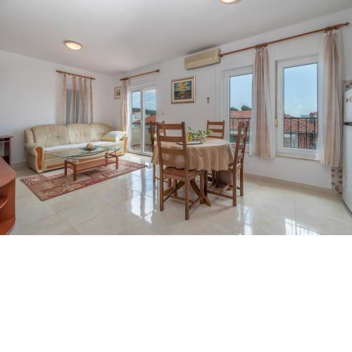 APARTMAN ĐILDO