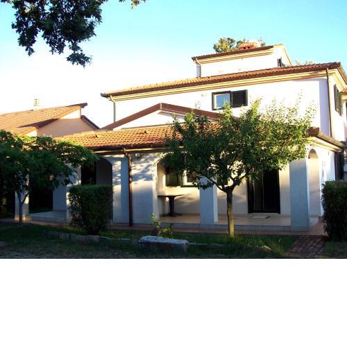 Apartman Dora