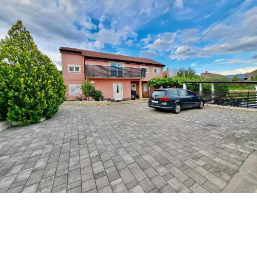 Apartman Lara