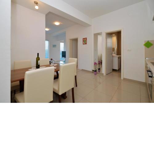 Apartman Lunga, Murter
