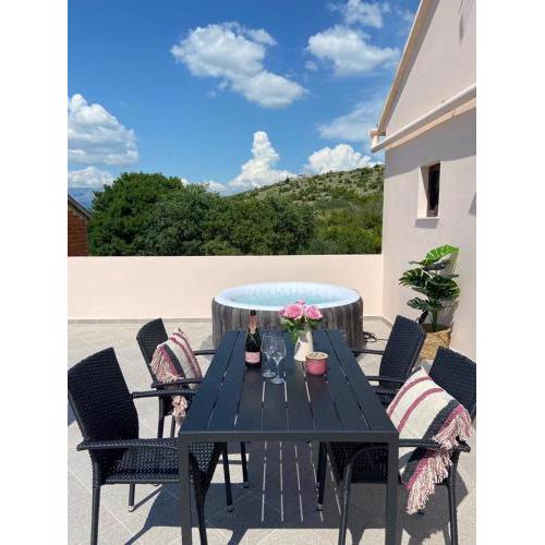Apartman Nina