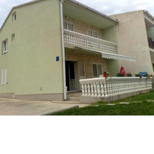Apartman Nina