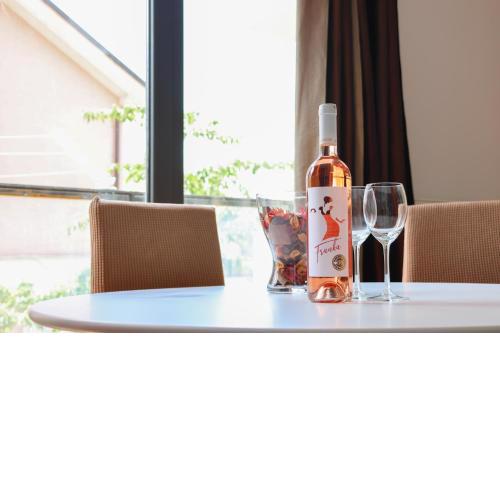Apartman Pio - near the tram station and Lake Jarun