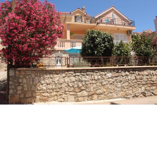 Apartman Tisno