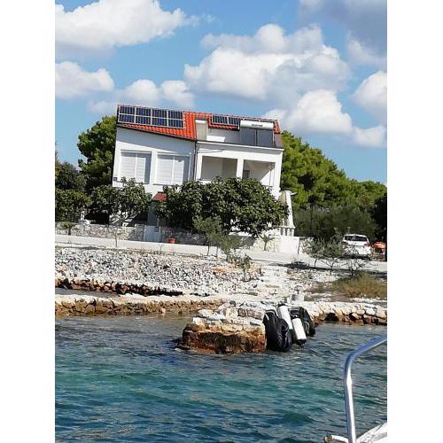 APARTMAN ZVONIMIR
