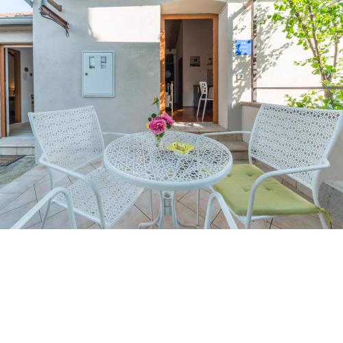 Apartmani Bugenvilija