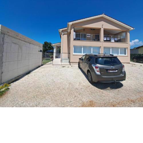 Apartmani Danica