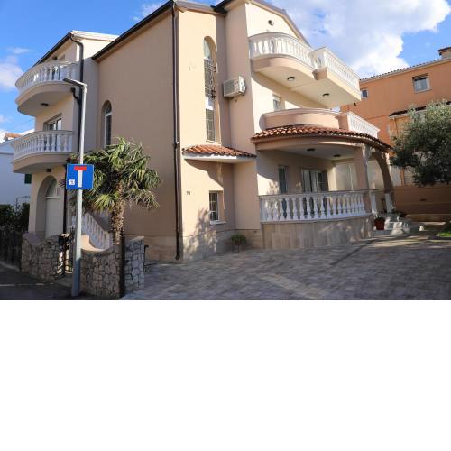 Apartmani Delač