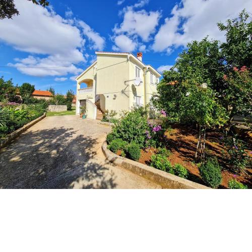 Apartmani Lenka