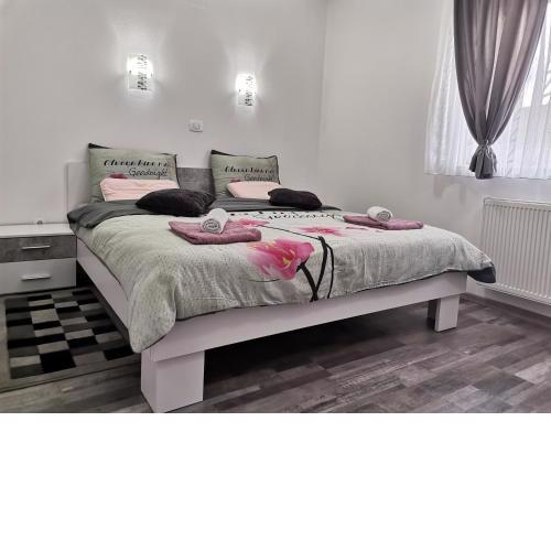 Apartmani "Marina"