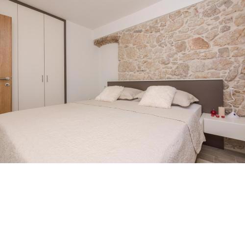 Apartmani Mustaća dvori