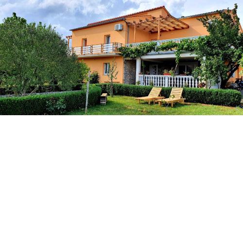 Apartmani Natalija i Zala