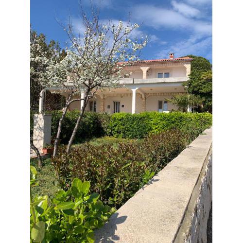 Apartmans and rooms ''Slavica''