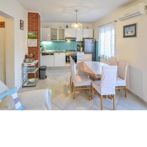 Apartment Ana-1 by Interhome
