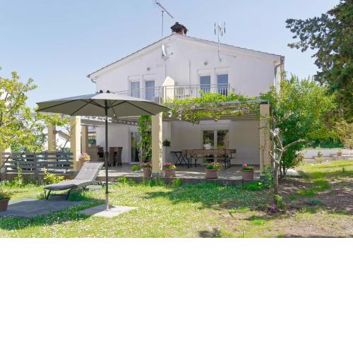 Apartment Ana by Rent Istria