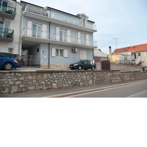 Apartment and Room Zoran
