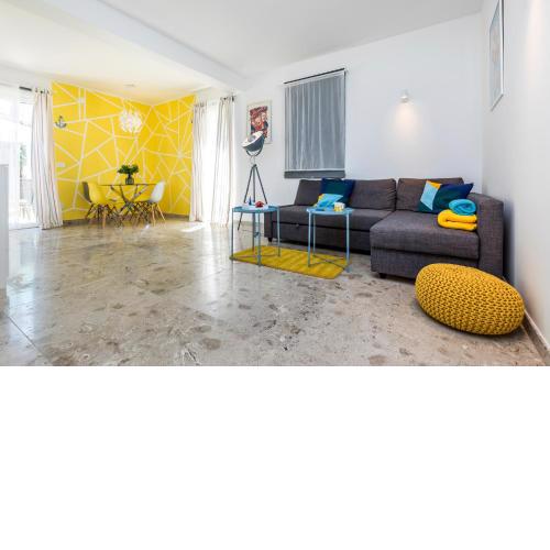 Apartment Apsyrtides