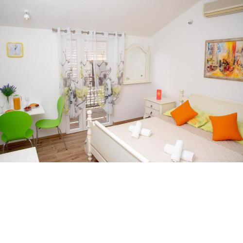 Apartment Ariana