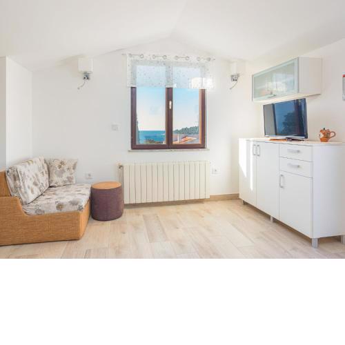 Apartment Bellevue-1 by Interhome