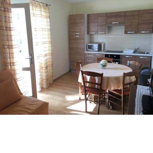 Apartment Biserka