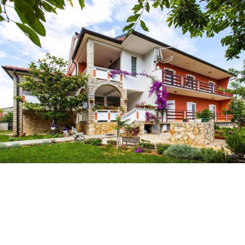 Apartment Blanka in Privlaka near the sea