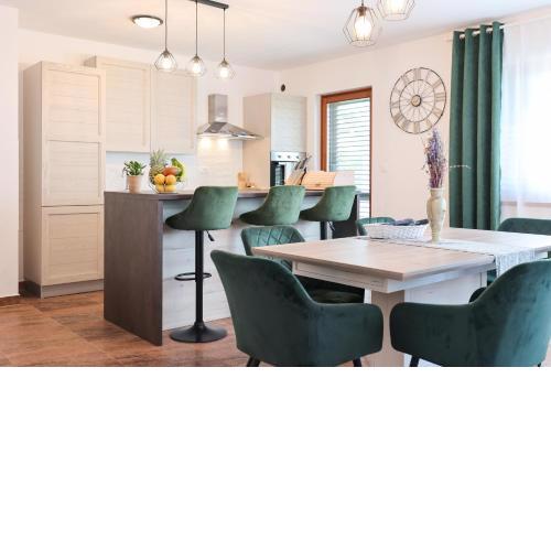 Apartment Blue Anchor