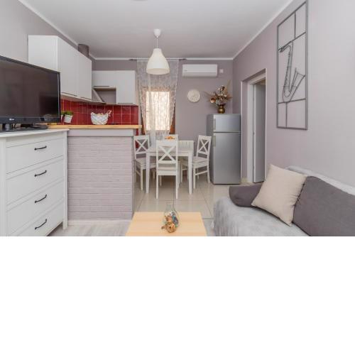 Apartment Box