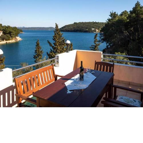 Apartment Brunac