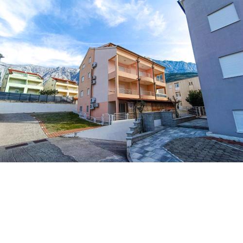 Apartment Ćavar