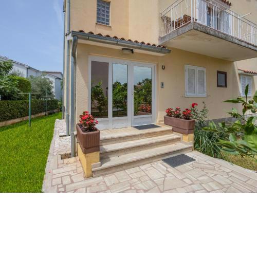 Apartment Daria-1 by Interhome
