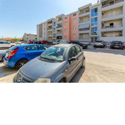 Apartment Dora