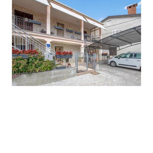 Apartment Erin by Rent Istria