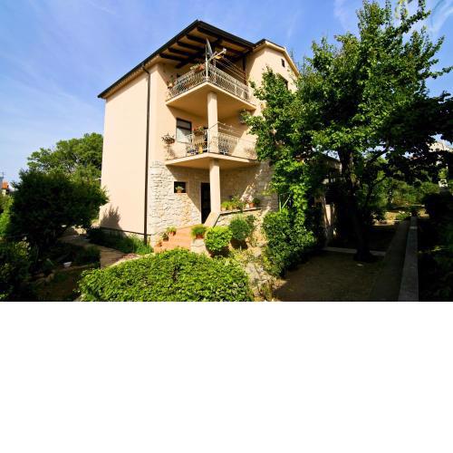 Apartment Frane
