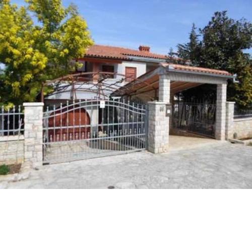 Apartment in Banjole with terrace, air conditioning, WiFi, washing machine 3360-1