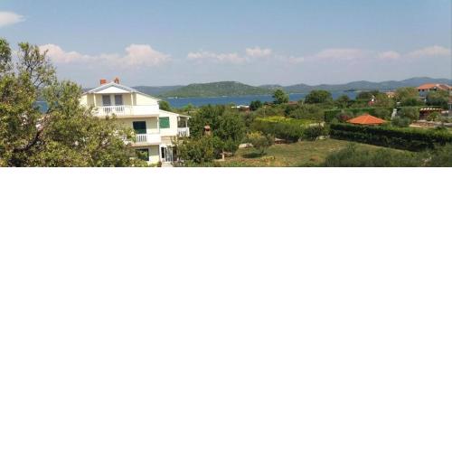 Apartment in Betina 3837-2