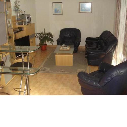 Apartment in Dugi Rat with sea view, balcony, air conditioning, WiFi 5113-3