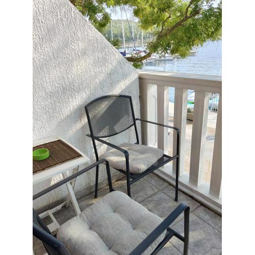 Apartment in Jadranovo with sea view, balcony, air conditioning, Wi-Fi (3856-1)