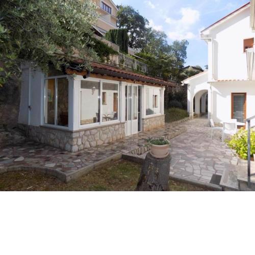 Apartment in Mošcenicka Draga with sea view, terrace, air conditioning, Wi-Fi (4364-6)