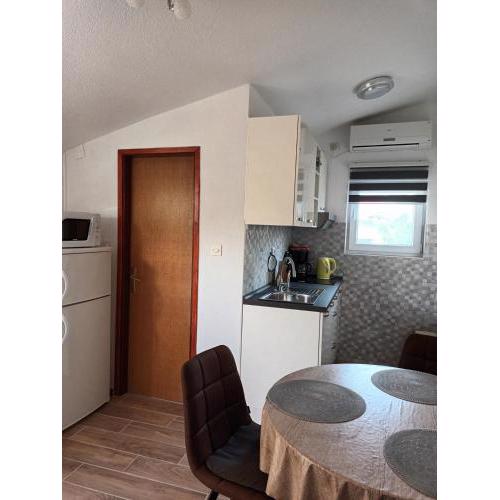 Apartment in Nin with Terrace, Air conditioning, Wi-Fi (3722-2)